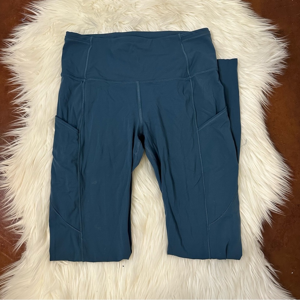 [Lululemon] Blue Fast and Free Leggings - Size 6